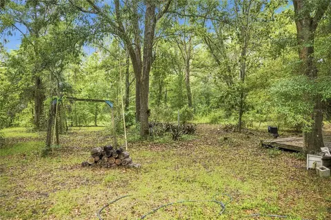 Exterior - 12897 NW Highway 225, Reddick, FL 32686 photo 3 of 5