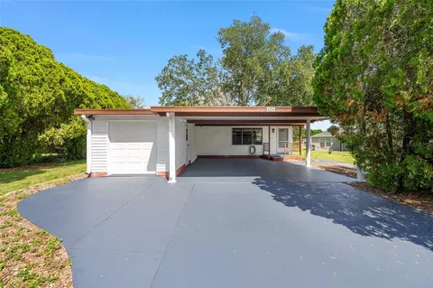 1004 Ann Ave, Lady Lake, FL 32159