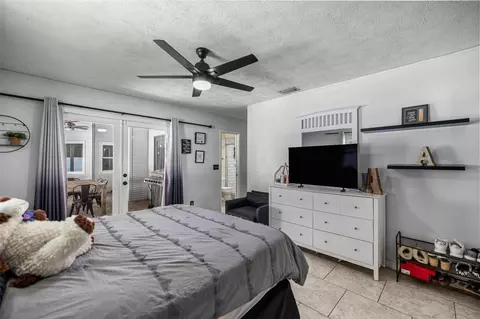 Bedroom - 2611 SE 27 St, Ocala, FL 34471 photo 4 of 6