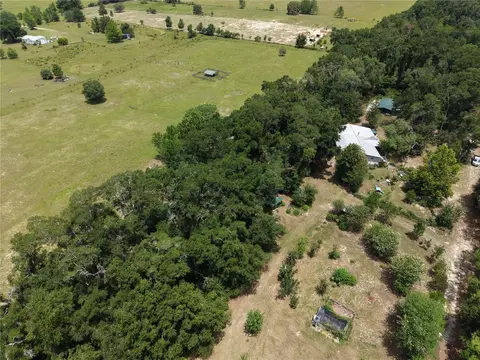 6482 SE 55th St, Trenton, FL 32693