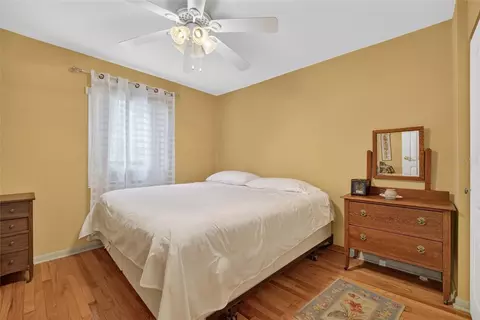 Bedroom - 602 SE 19th St, Ocala, FL 34471 photo 3 of 6