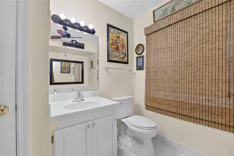 Bath - 602 SE 19th St, Ocala, FL 34471 photo 1 of 5