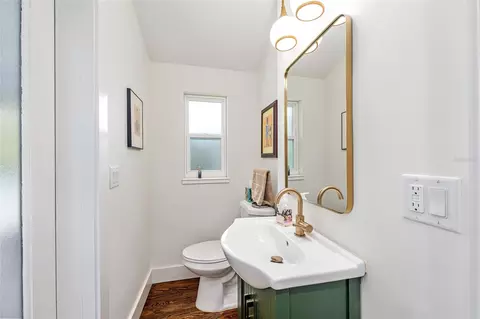 Bath - 1237 SE 8th St, Ocala, FL 34471 photo 1 of 4