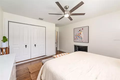 Bedroom - 1237 SE 8th St, Ocala, FL 34471 photo 4 of 6