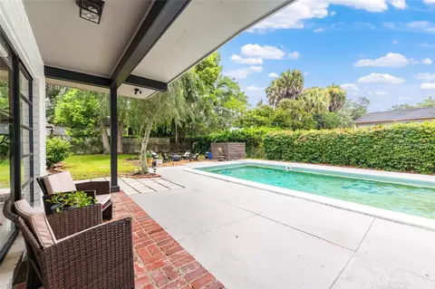 Exterior - 1237 SE 8th St, Ocala, FL 34471 photo 10 of 28