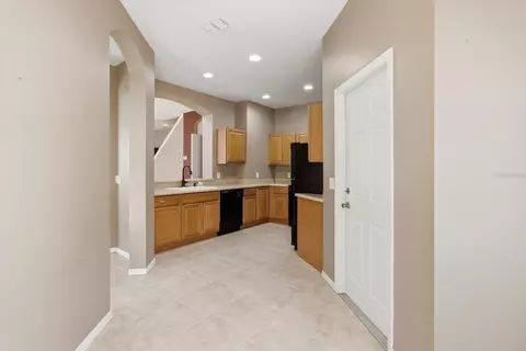 Entry Way - 1668 W Spring Meadow Loop, Lecanto, FL 34461 photo 2 of 9