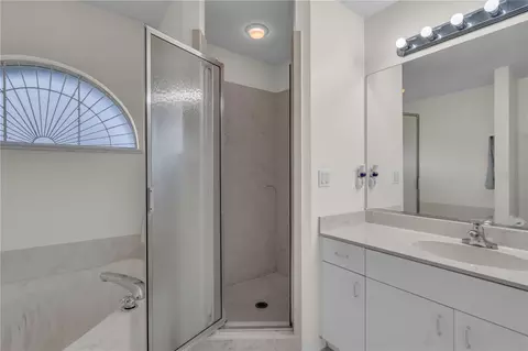 Bath - 5292 SW 115th Loop, Ocala, FL 34476 photo 1 of 3