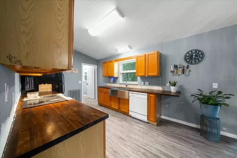 Kitchen - 9 Pine Circle Run, Ocala, FL 34472 photo 1 of 2