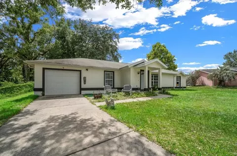 Exterior - 9 Pine Circle Run, Ocala, FL 34472 photo 2 of 5