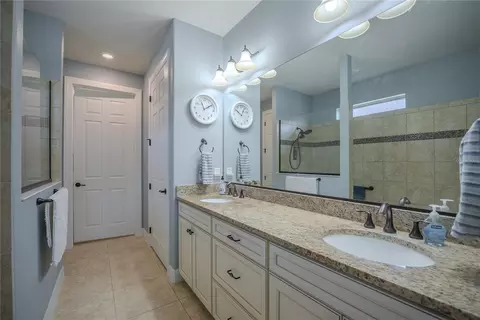 Bath - 9576 SW 65th Pl, Ocala, FL 34481 photo 3 of 4