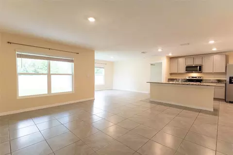 Living - 6747 SE 3rd Loop, Ocala, FL 34472 photo 5 of 7