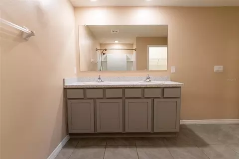 Entry Way - 6747 SE 3rd Loop, Ocala, FL 34472 photo 6 of 6