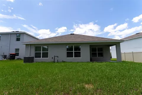 Exterior - 6747 SE 3rd Loop, Ocala, FL 34472 photo 6 of 7