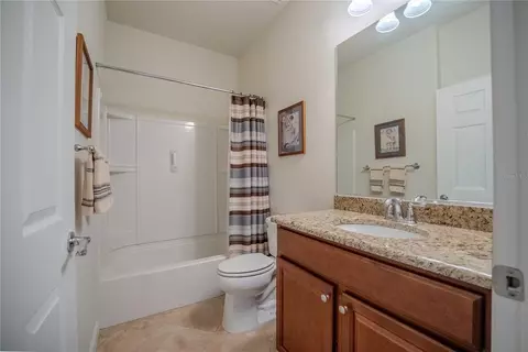 Bath - 9160 SW 70th Loop, Ocala, FL 34481 photo 1 of 5