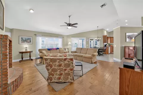 Living - 2319 SE 30th St, Ocala, FL 34471 photo 6 of 7