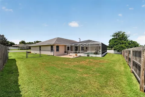 Exterior - 2319 SE 30th St, Ocala, FL 34471 photo 21 of 23
