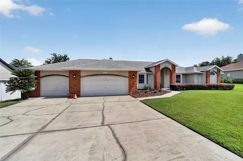 Exterior - 2319 SE 30th St, Ocala, FL 34471 photo 5 of 23