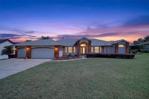 Exterior - 2319 SE 30th St, Ocala, FL 34471 photo 2 of 23