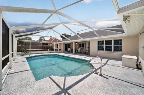 Exterior - 2319 SE 30th St, Ocala, FL 34471 photo 16 of 23