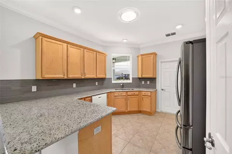 Kitchen - 7935 SW 89th Ter, Ocala, FL 34481 photo 4 of 6