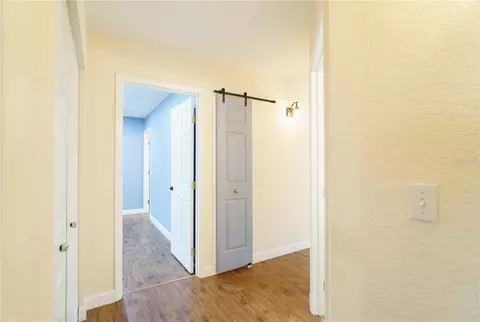 Entry Way - 4418 NE 4th St, Ocala, FL 34470 photo 4 of 4