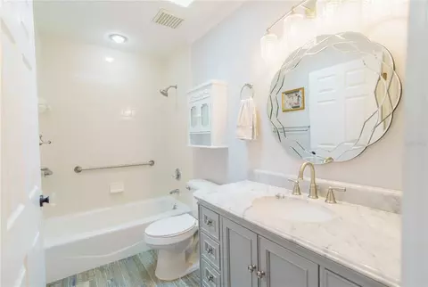 Bath - 4418 NE 4th St, Ocala, FL 34470 photo 3 of 3