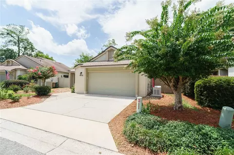 Exterior - 4418 NE 4th St, Ocala, FL 34470 photo 3 of 8