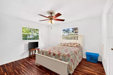 Bedroom - 20934 Third Ave, Dunnellon, FL 34431 photo 1 of 5