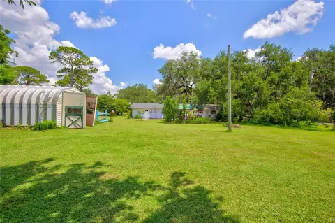 Exterior - 20934 Third Ave, Dunnellon, FL 34431 photo 13 of 16