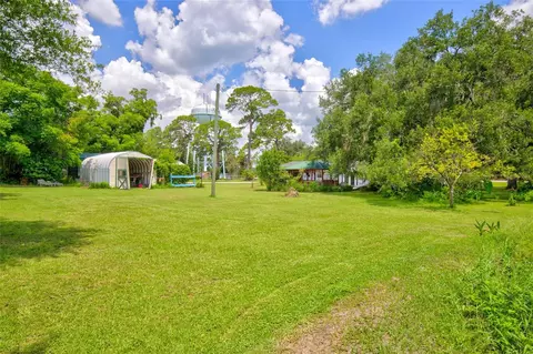 Exterior - 20934 Third Ave, Dunnellon, FL 34431 photo 12 of 16