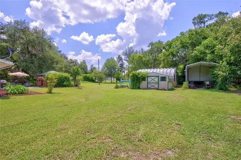 Exterior - 20934 Third Ave, Dunnellon, FL 34431 photo 10 of 16