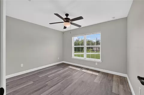 Bedroom - 7 Willow Run Dr, Ocala, FL 34472 photo 2 of 7