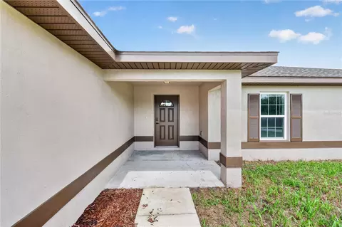 Exterior - 7 Willow Run Dr, Ocala, FL 34472 photo 3 of 4