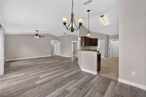 Living - 7 Willow Run Dr, Ocala, FL 34472 photo 6 of 6