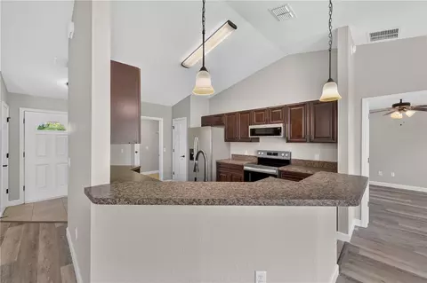 Entry Way - 7 Willow Run Dr, Ocala, FL 34472 photo 4 of 4