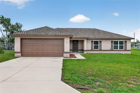 Exterior - 7 Willow Run Dr, Ocala, FL 34472 photo 2 of 4