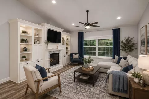 Living - 5045 SW 2nd Ave, Ocala, FL 34471 photo 2 of 7