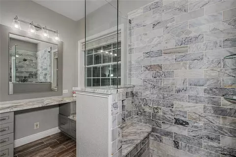 Bath - 5045 SW 2nd Ave, Ocala, FL 34471 photo 4 of 9