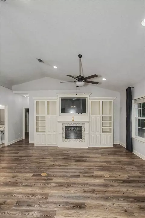 Living - 5045 SW 2nd Ave, Ocala, FL 34471 photo 7 of 7