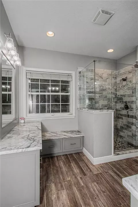 Bath - 5045 SW 2nd Ave, Ocala, FL 34471 photo 6 of 9