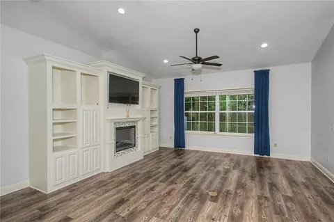 Living - 5045 SW 2nd Ave, Ocala, FL 34471 photo 1 of 7