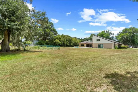 Exterior - 3261 SE 41st Pl, Ocala, FL 34480 photo 5 of 6