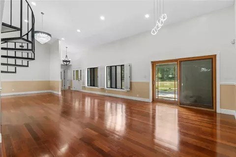 Living - 3261 SE 41st Pl, Ocala, FL 34480 photo 3 of 8
