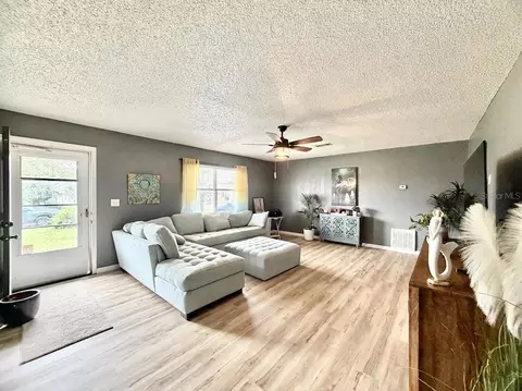 Living - 4263 Weldon Ave, Spring Hill, FL 34609 photo 3 of 6