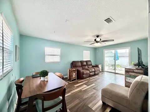 Living - 4263 Weldon Ave, Spring Hill, FL 34609 photo 4 of 6