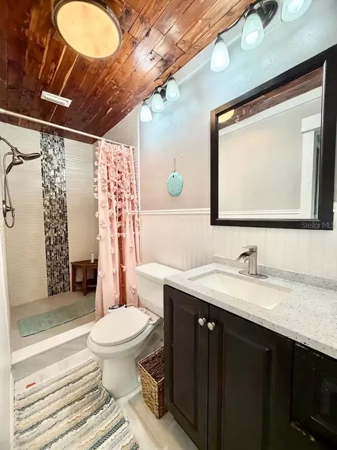 Bath - 4263 Weldon Ave, Spring Hill, FL 34609 photo 1 of 2