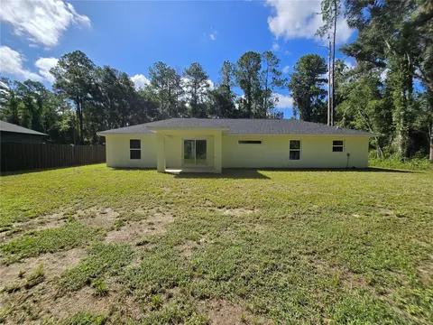 Exterior - 11 Sequoia Loop Pl, Ocklawaha, FL 32179 photo 3 of 11