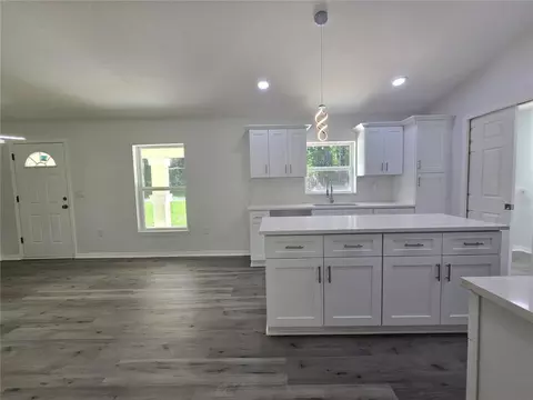 Kitchen - 11 Sequoia Loop Pl, Ocklawaha, FL 32179 photo 4 of 5