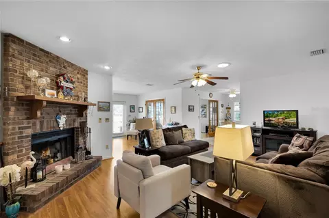 Living - 2045 SE 32nd St, Ocala, FL 34471 photo 1 of 1