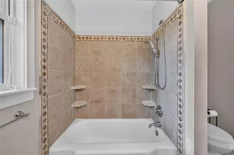 Bath - 1311 SE 17th Ave, Ocala, FL 34471 photo 6 of 9